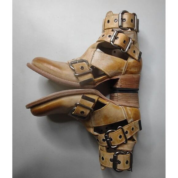 Freebird Grace Banana Leather Booties with Slipcovers Size 9 - Picture 12 of 16